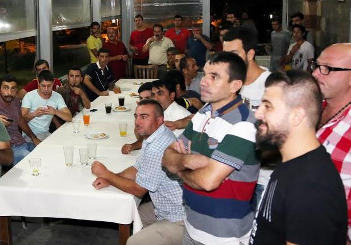 Halk Futbol Turnuvasında Yarı Final Heyecanı Başlıyor