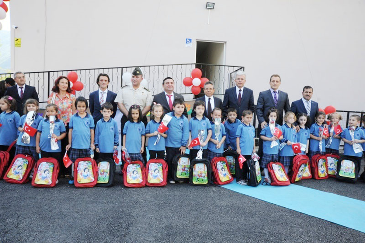 Artvin\'de İlköğretim Haftası Programı Düzenlendi