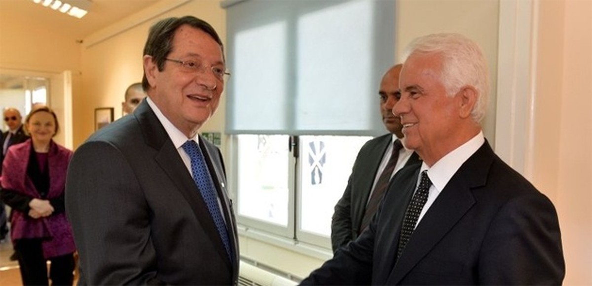 KKTC Cumhurbaşkanı Eroğlu, Rum Lider Anastasiadis\'le Bir Araya Geldi