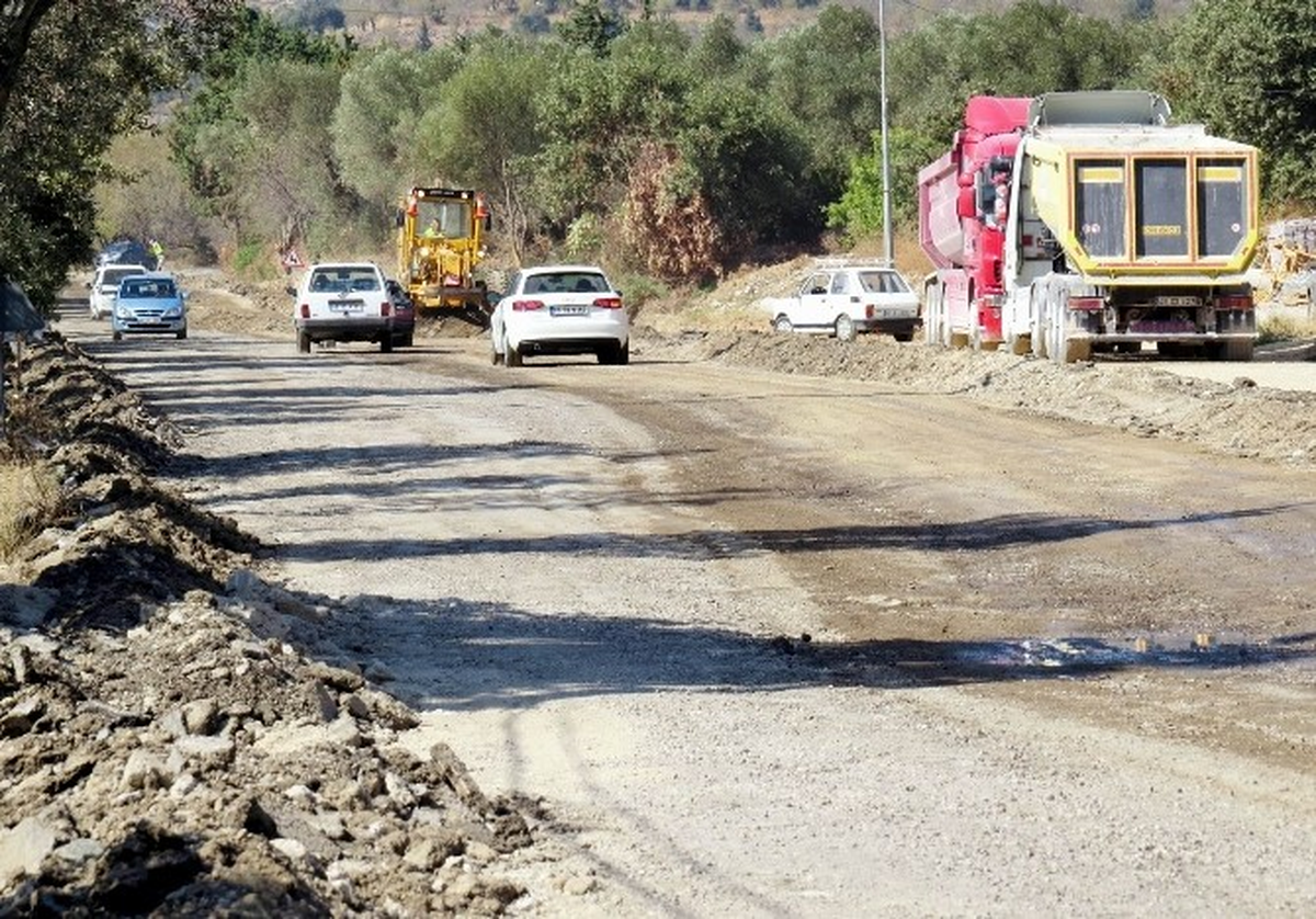 Knidos Yolu Genişletiliyor