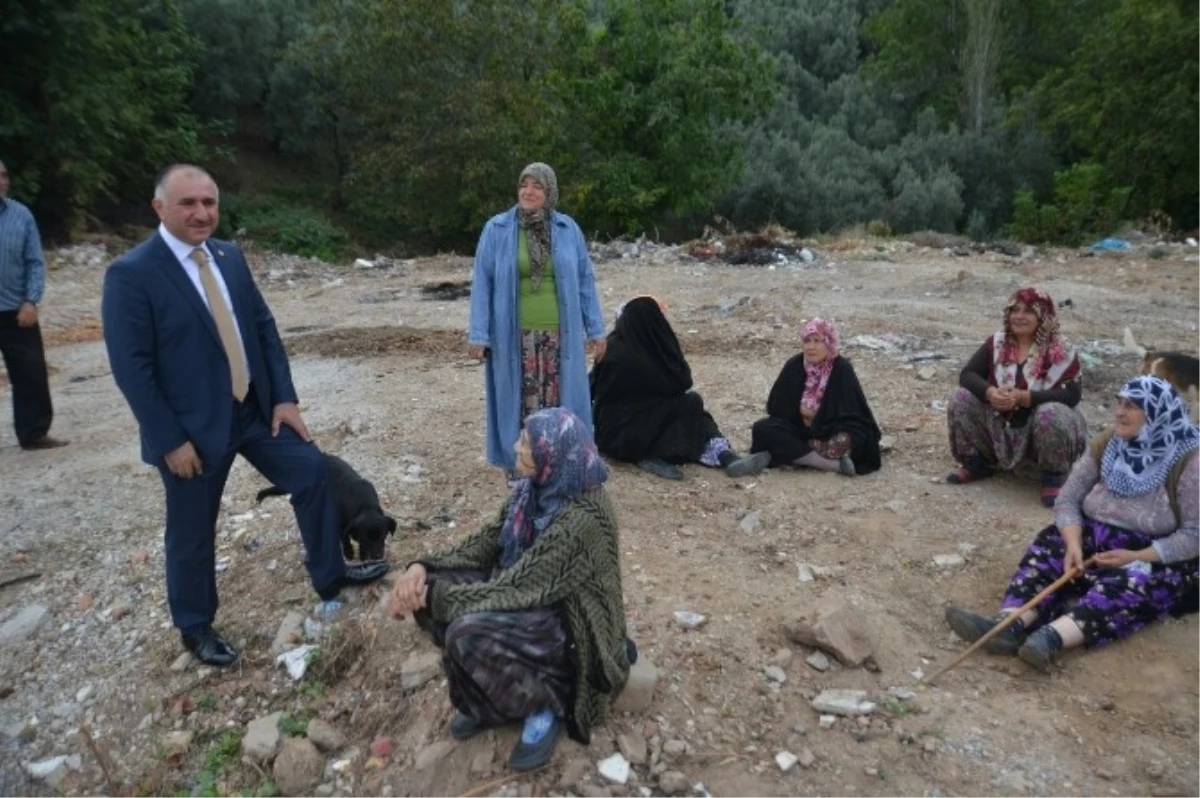 Köylü Kadınlar Başkandan İş İstedi