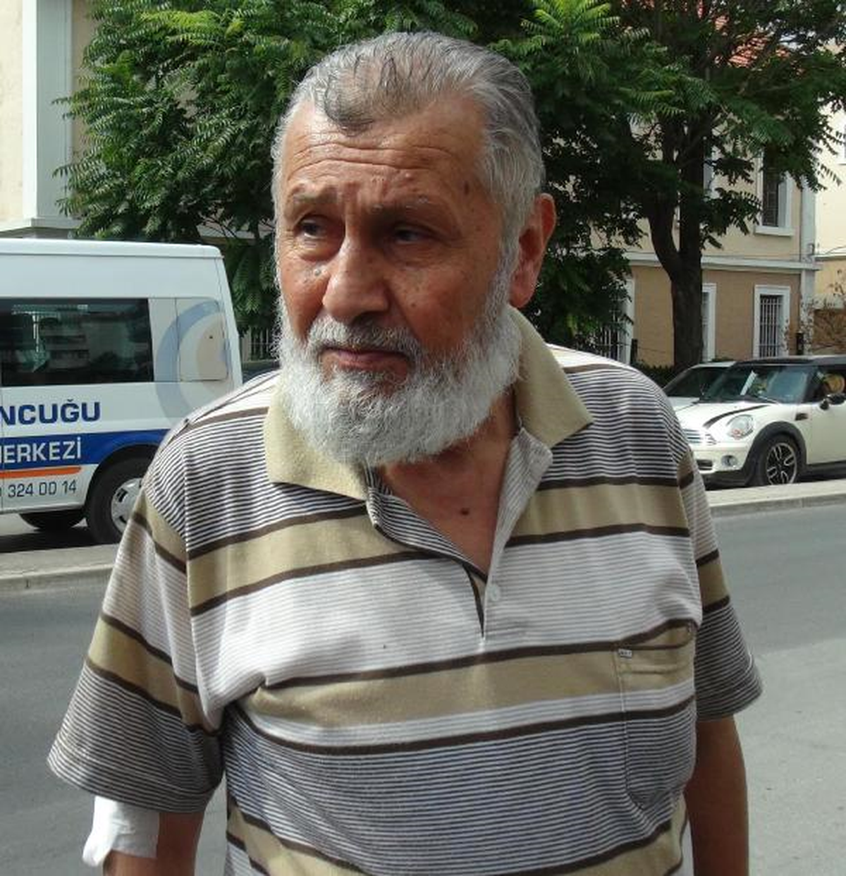 Motosikletli Gaspçılar Yaşlı Adamı Yerde Sürükledi