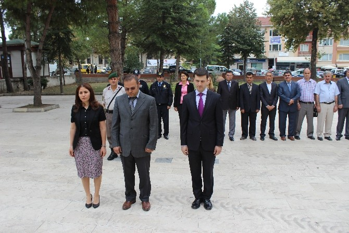Osmaneli\'de İlköğretim Haftası Kutlandı