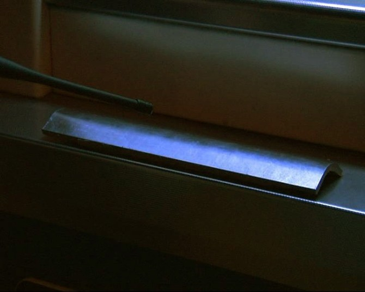 Bursa\'da ATM\'ye Yapışkanlı Düzenek