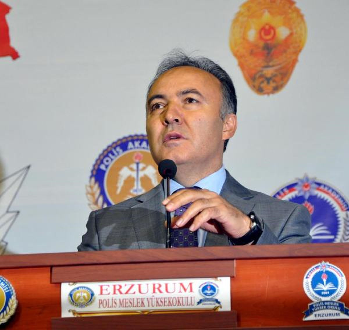 Polis Adaylarına İlk Ders Validen