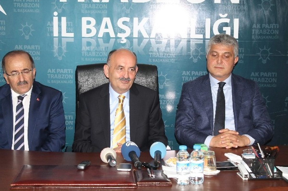 Sağlık Bakanı Müezzinoğlu Trabzon\'da