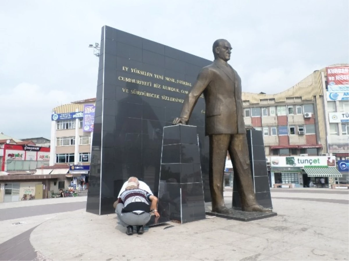 Tahrip Edilen Atatürk Anıtı Onarıldı