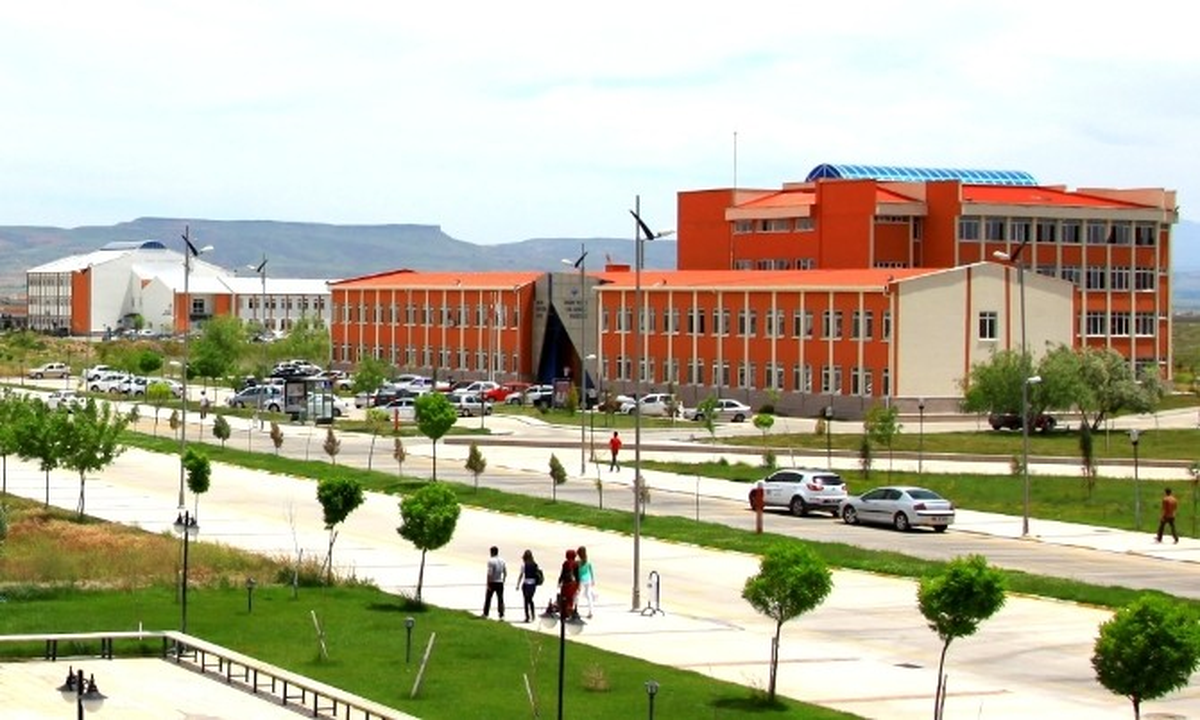 Tübitak Asü\'lü Akademisyenin Projesini Kabul Etti