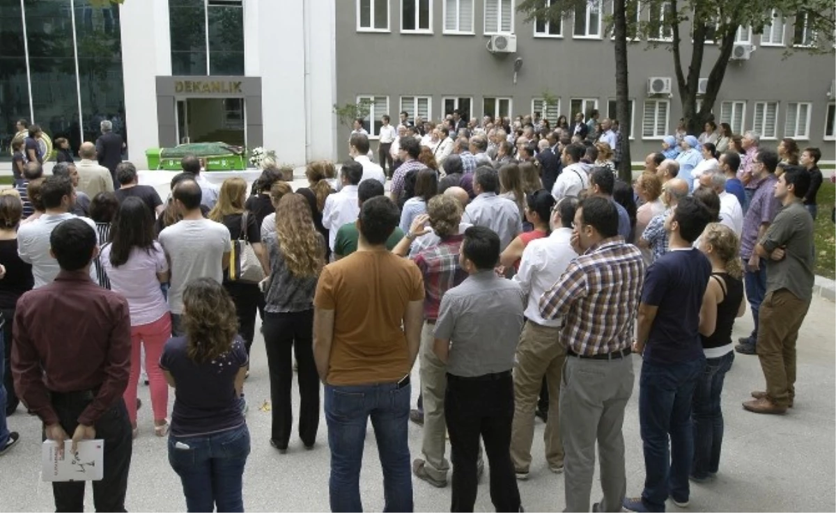 Uludağ Üniversitesi\'nin Bir Haftada 2 Acı Kaybı