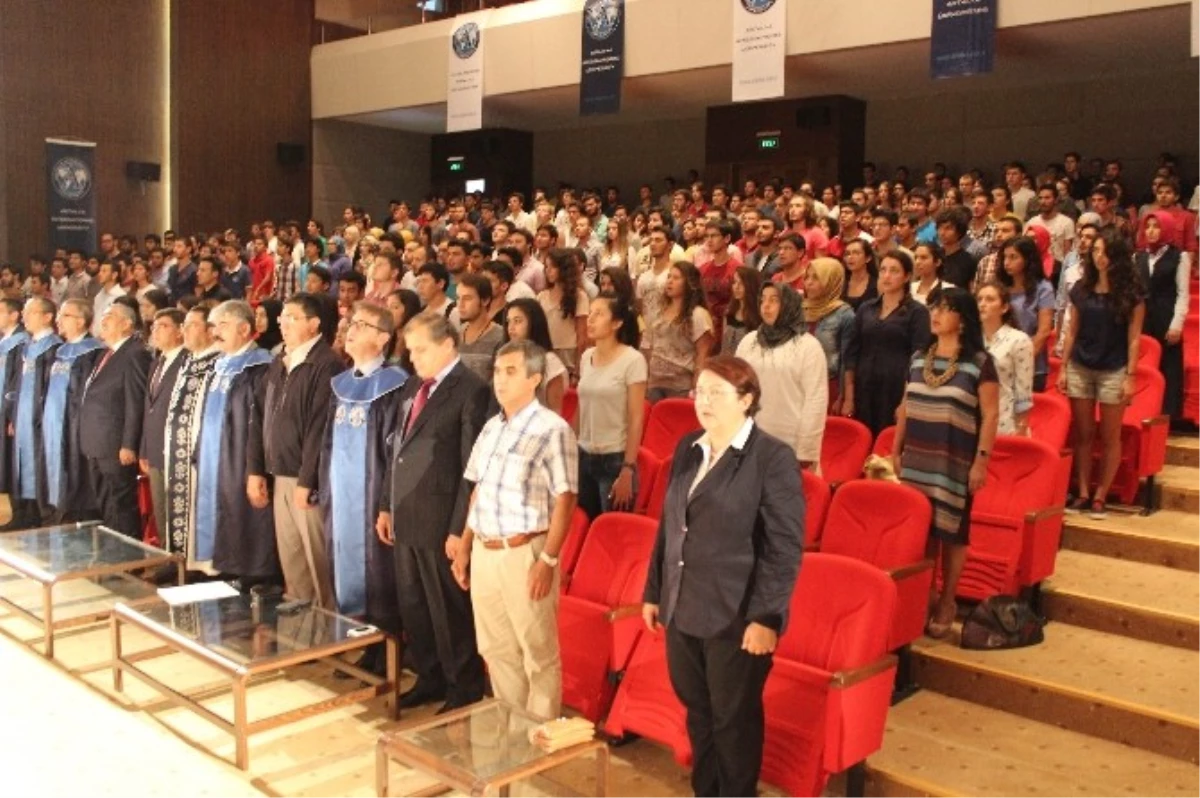 Uluslararası Antalya Üniversitesi 2014-2015 Akademik Yılı Açıldı