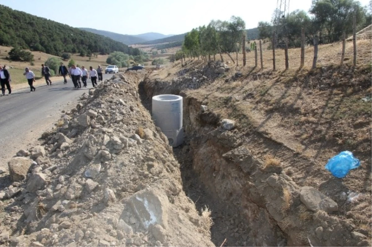 Yozgat\'ta Köylerin Alt Yapısını İyileştirme Çalışmaları Sürüyor