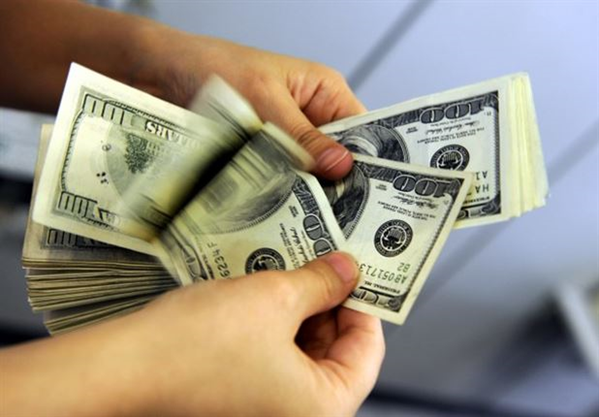 ABD\'den Gelen Faiz İşaretiyle Dolar 2.23 Liraya Dayandı (2)