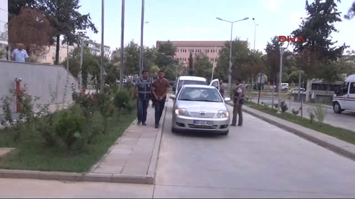 Adıyaman\'da Uyuşturucu Operasyonu 5 Gözaltı