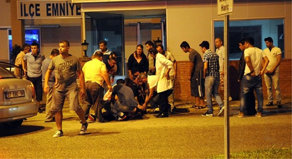 Antalya\'da Cinayet Zanlısının Restoranı Talan Edildi