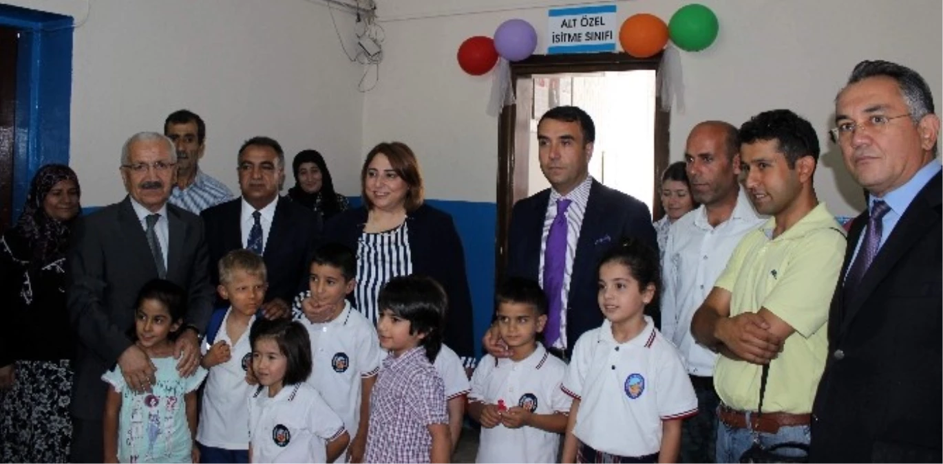 Aydın\'da İlk Kez \'İşitme Engelli Özel Eğitim Sınıfı\' Açıldı