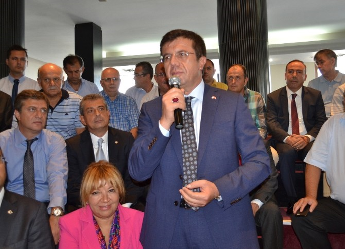 Bakan Zeybekci\'den İzmir Ticaret Borsasına Ziyaret