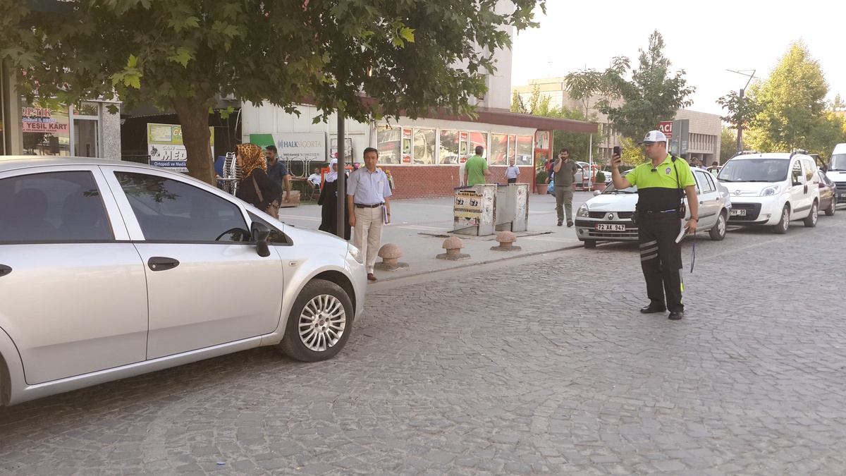 Durak Önünü Kapatanlara Ceza Fotoğrafı