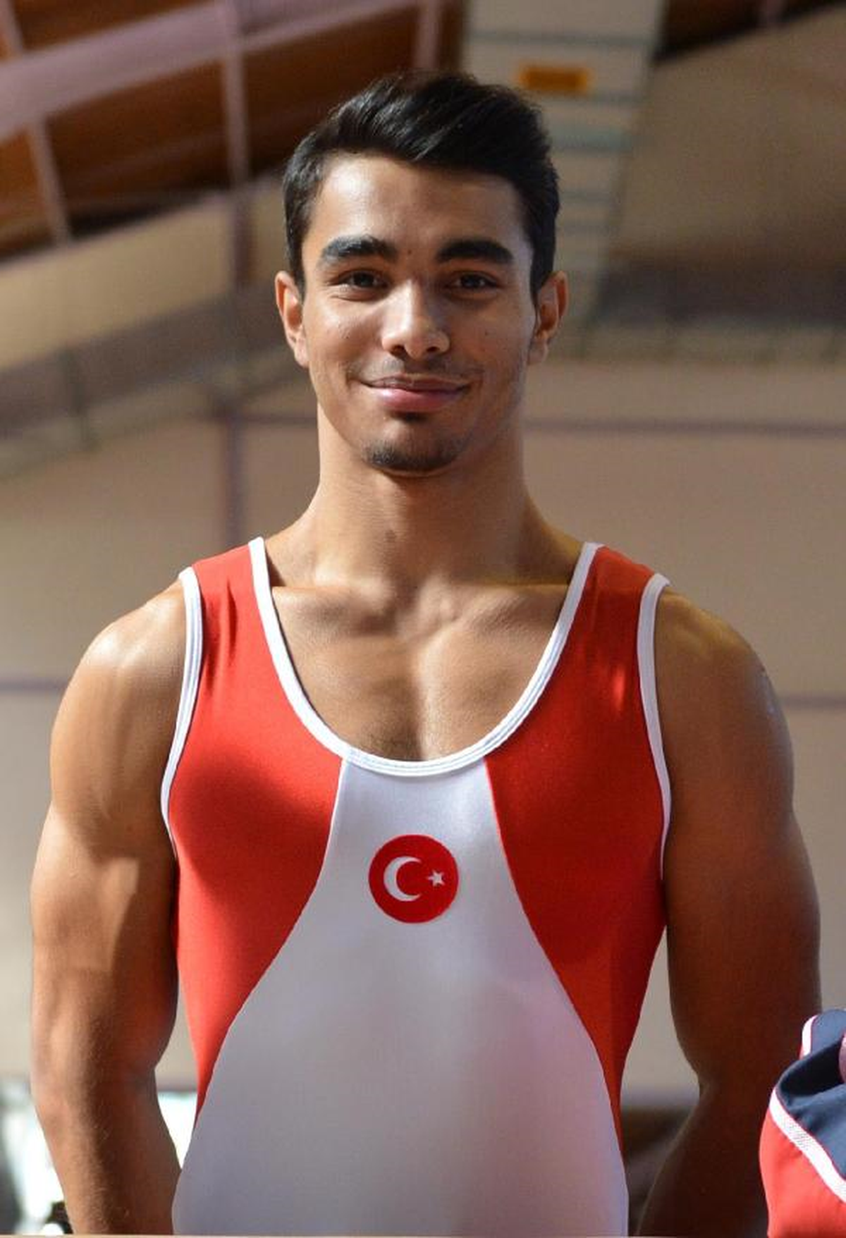 Ferhat Yine Kürsüde