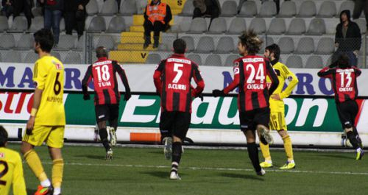 Futbol: Spor Toto Süper Lig