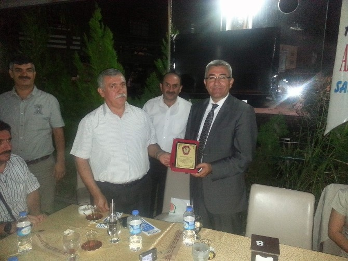 Hüseyin Kara\'ya Veda Yemeği