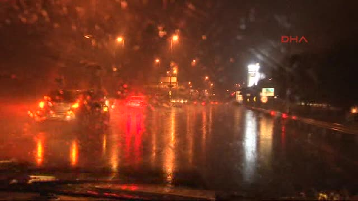 İstanbul\'da Yağmur Etkili Oluyor