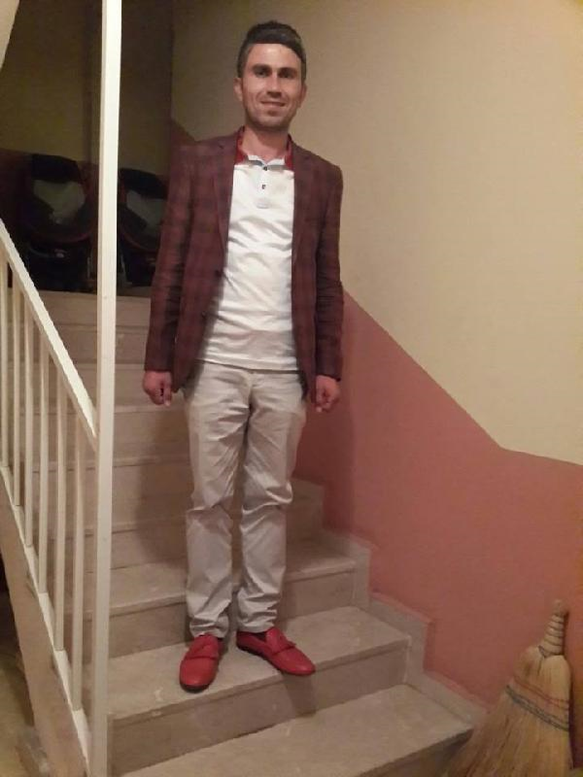 Çorum\'da Kamyonet Şarampole Yuvarlandı