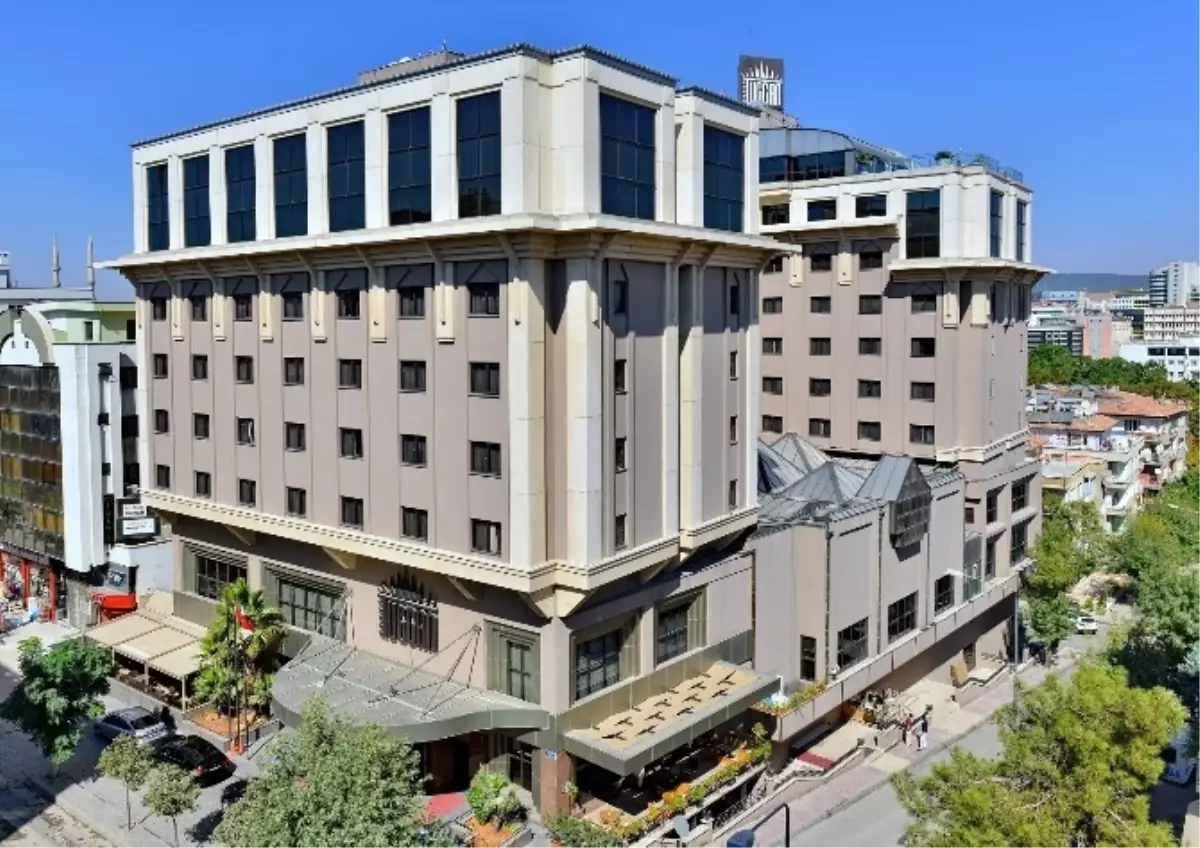 Şehr-İ Medeniyet Gaziantep Defilesi Tuğcan Otel\'de
