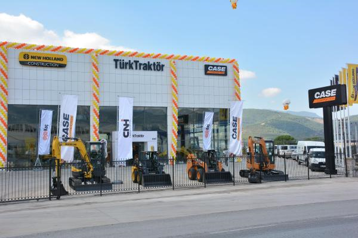 TürkTraktör, İlk İş Makinesi Tesisini İzmir\'de Açtı