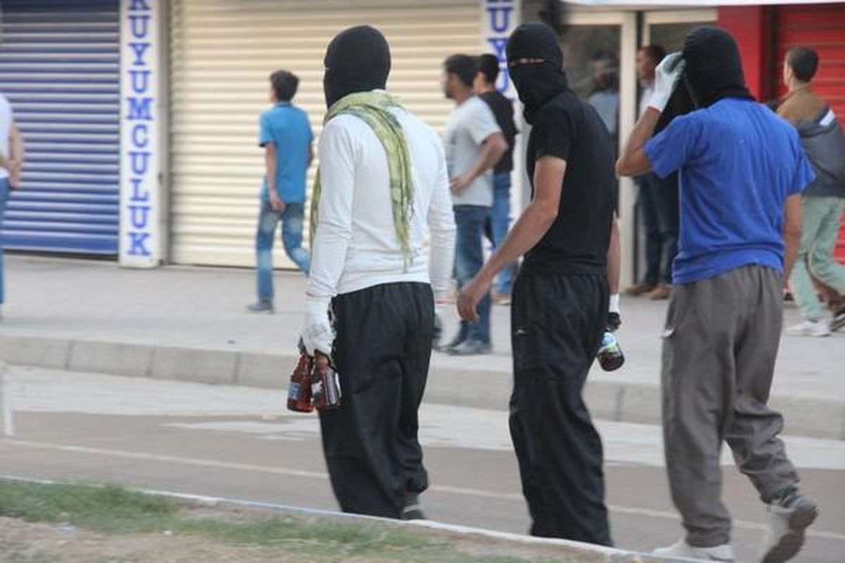 Yüksekova\'daki IŞİD Protestosunda Olay Çıktı