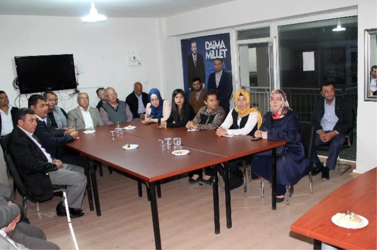 AK Parti Afyonkarahisar İl Yönetimi İlçe Ziyaretlerini Tamamladı