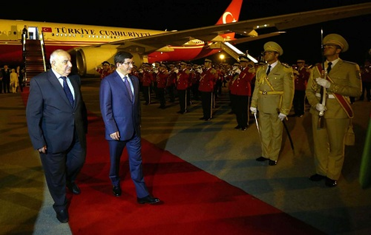 Başbakan Davutoğlu, Azerbaycan\'da