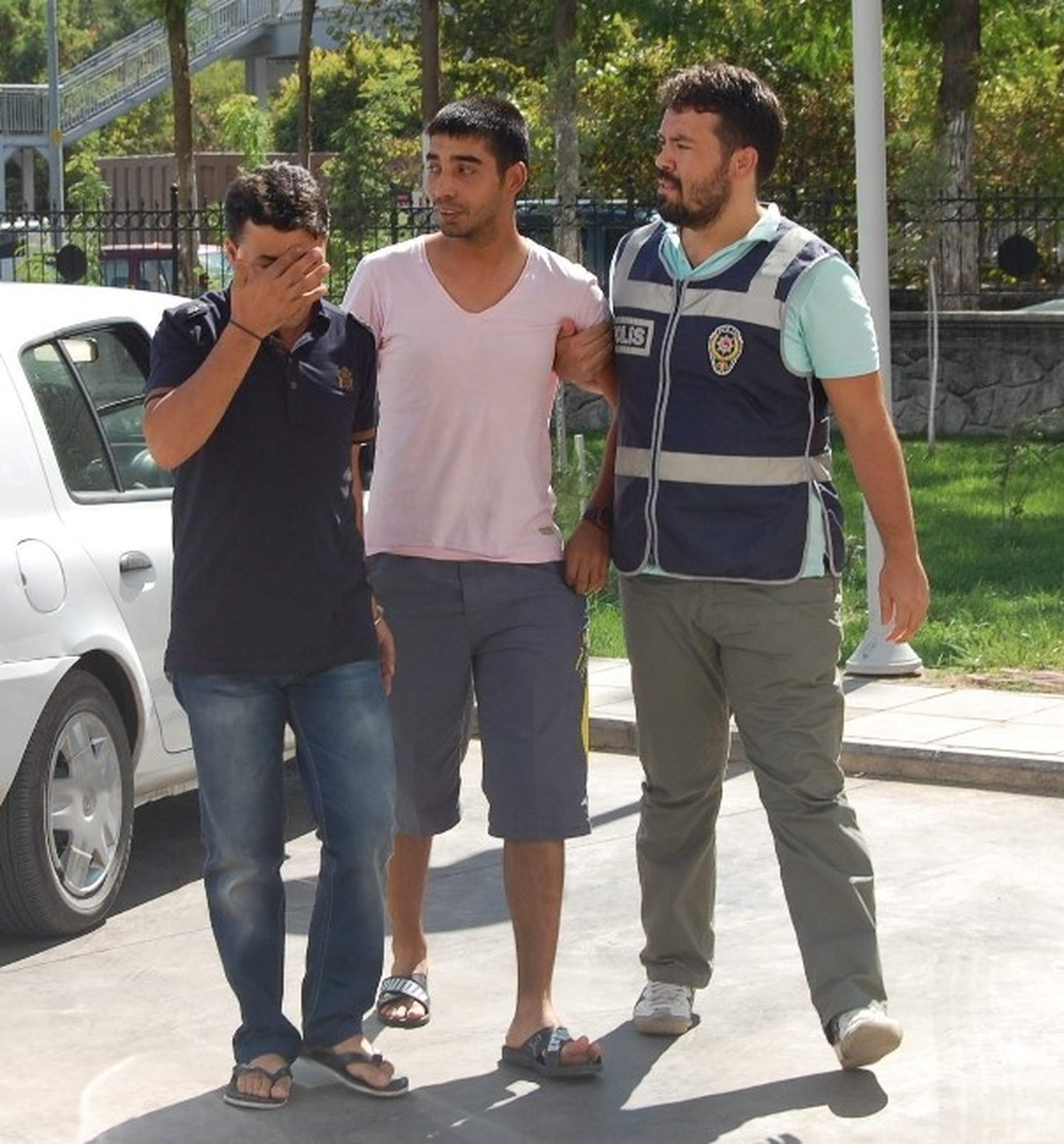 Dolandırıcılar Polis Engeline Takıldı