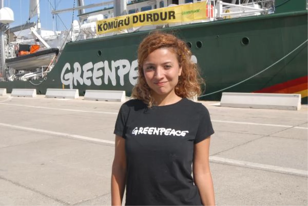 Greenpeace Gemisi Kömürlü Termik Santraller İçin İzmir\'de