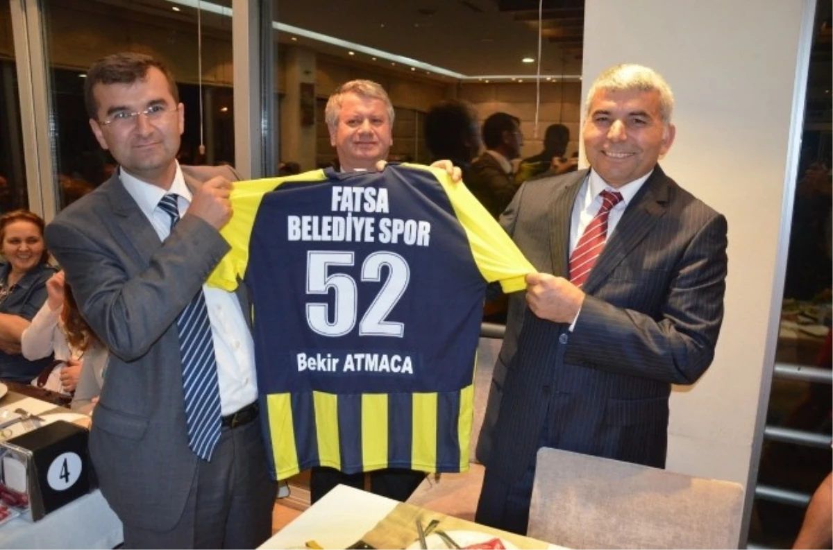 Fatsa Kaymakamı Bekir Atmaca\'ya Veda Yemeği