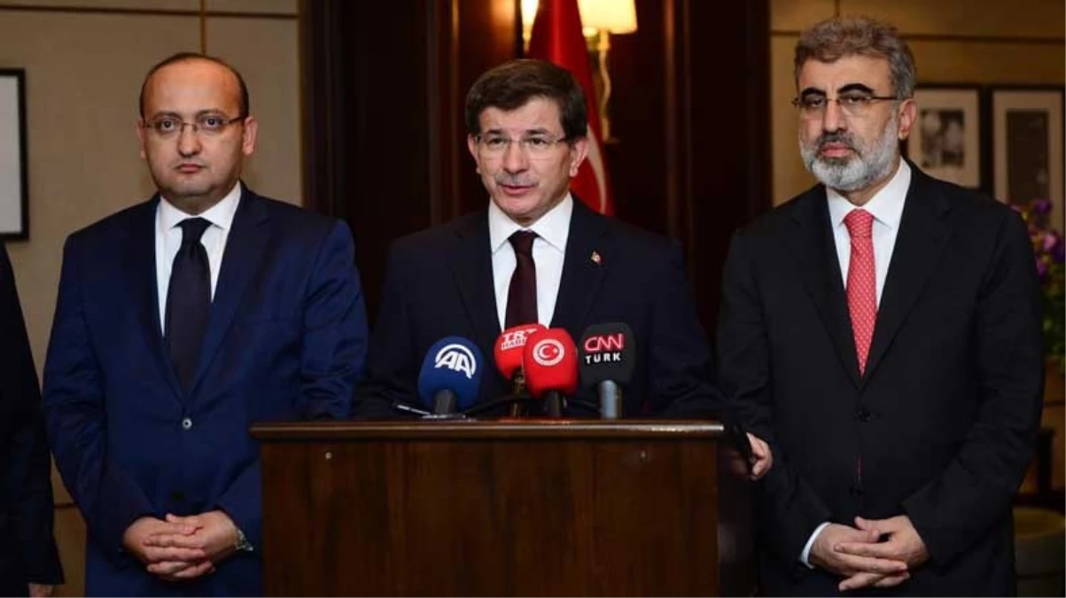 Başbakan Davutoğlu, MİT Müsteşarına Teşekkür Etti