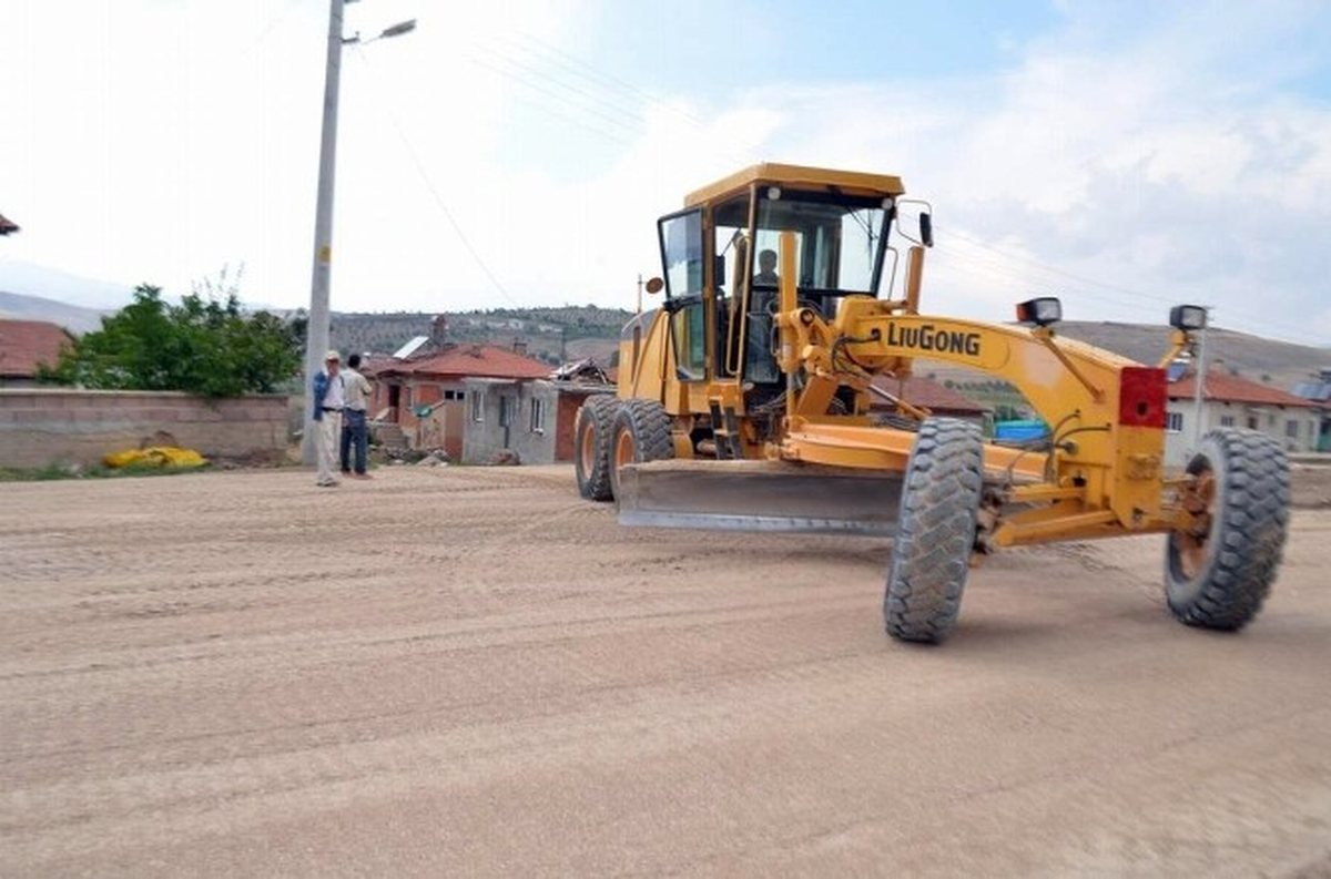 Başkan Bozkurt\'tan Yol Yapım Talimatı