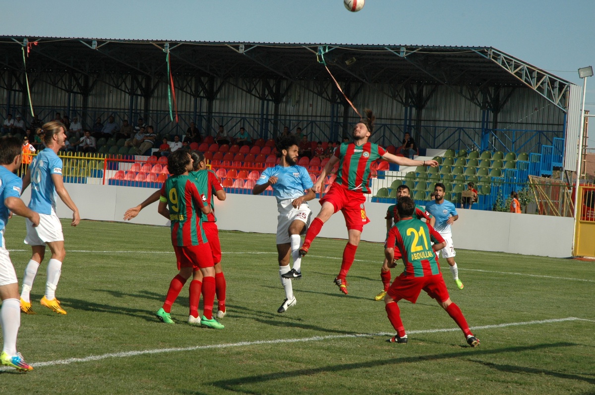 Diyarbakır Büyükşehir Bandırmaspor\'u 4\'ledi