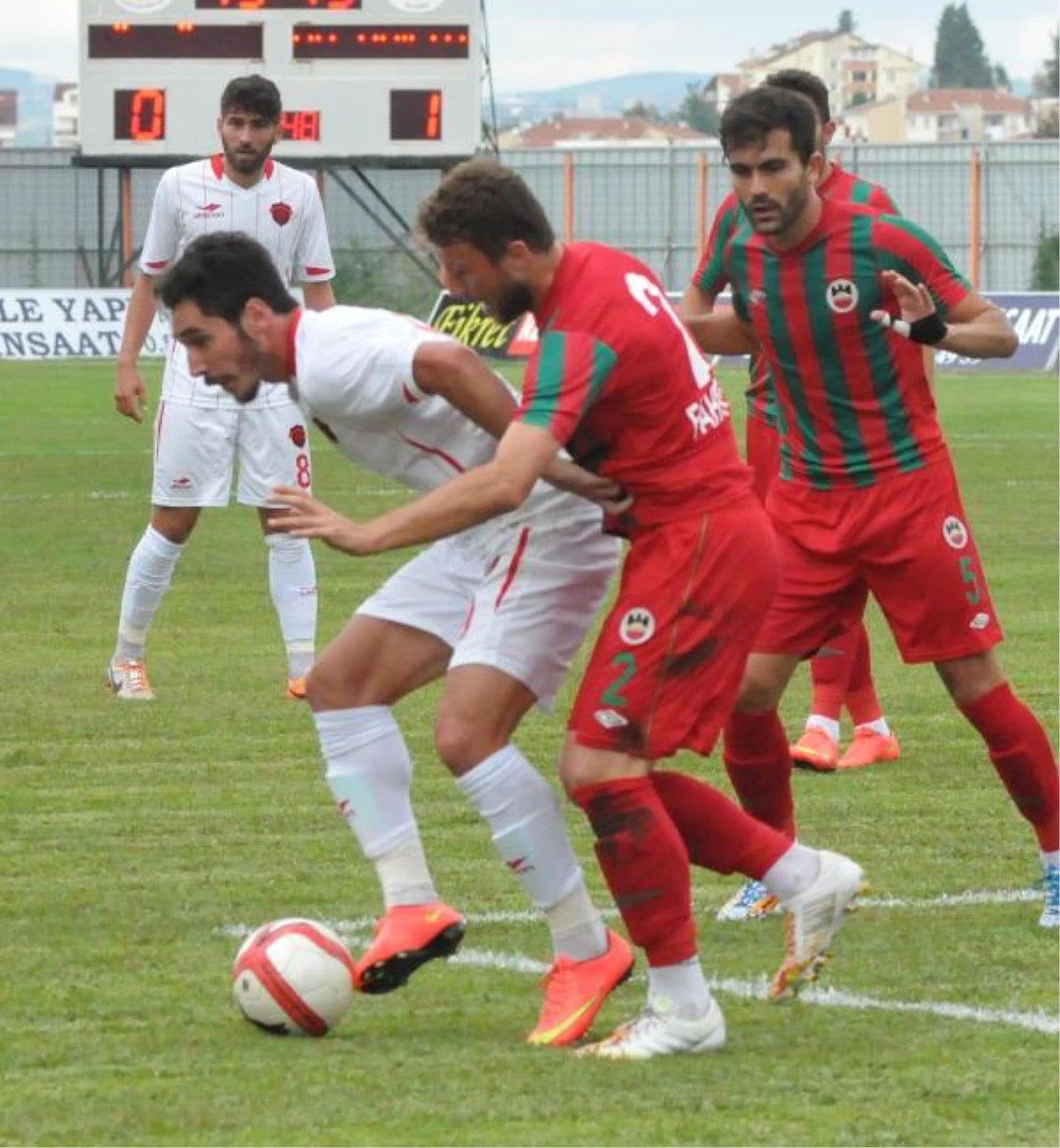 Gölcükspor, Yeni Diyarbakırspor\'a 1-0 Mağlup Oldu