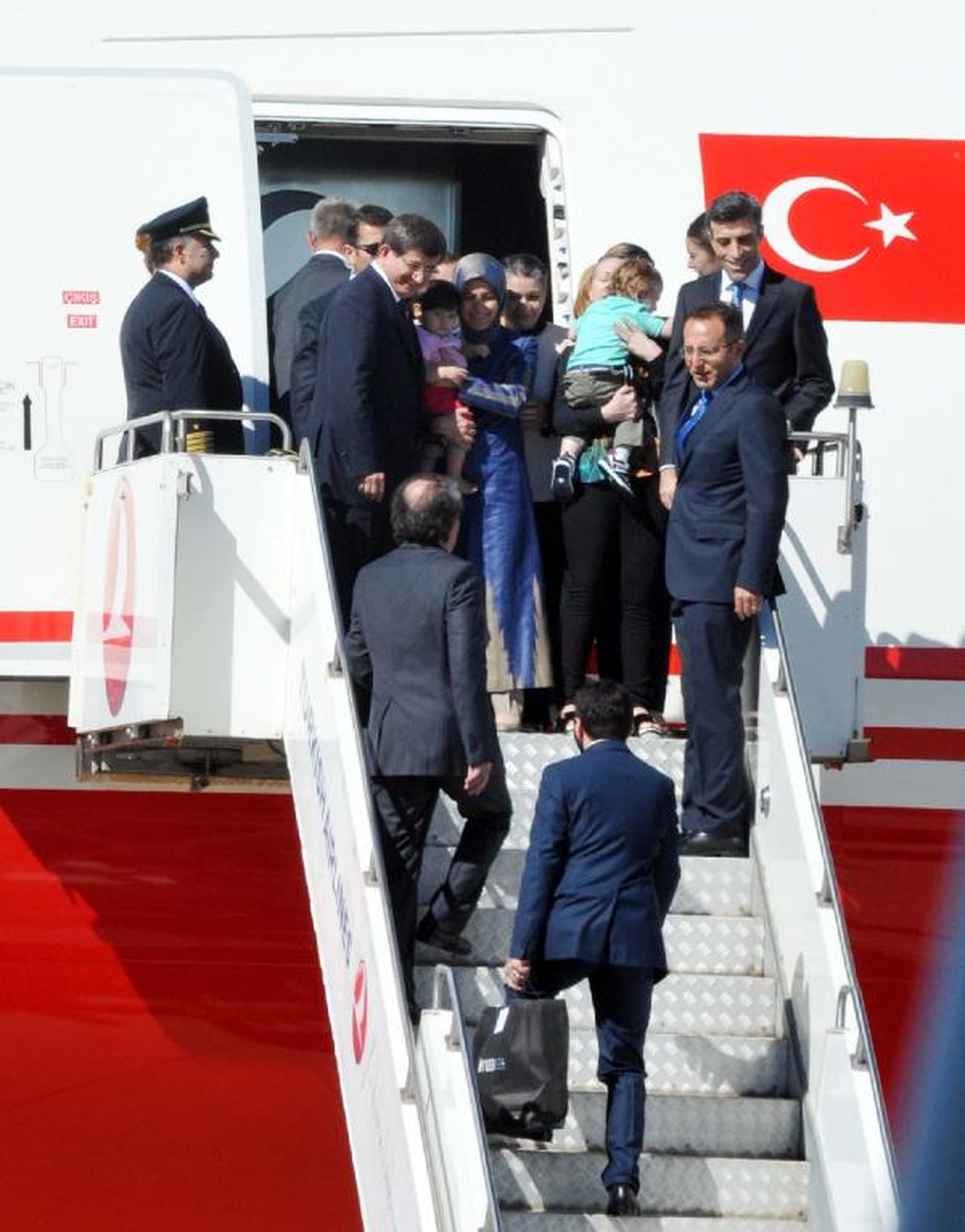 Işid\'in Musul\'da Rehin Tuttuğu 49 Konsolosluk Personeli Şanlıurfa\'da