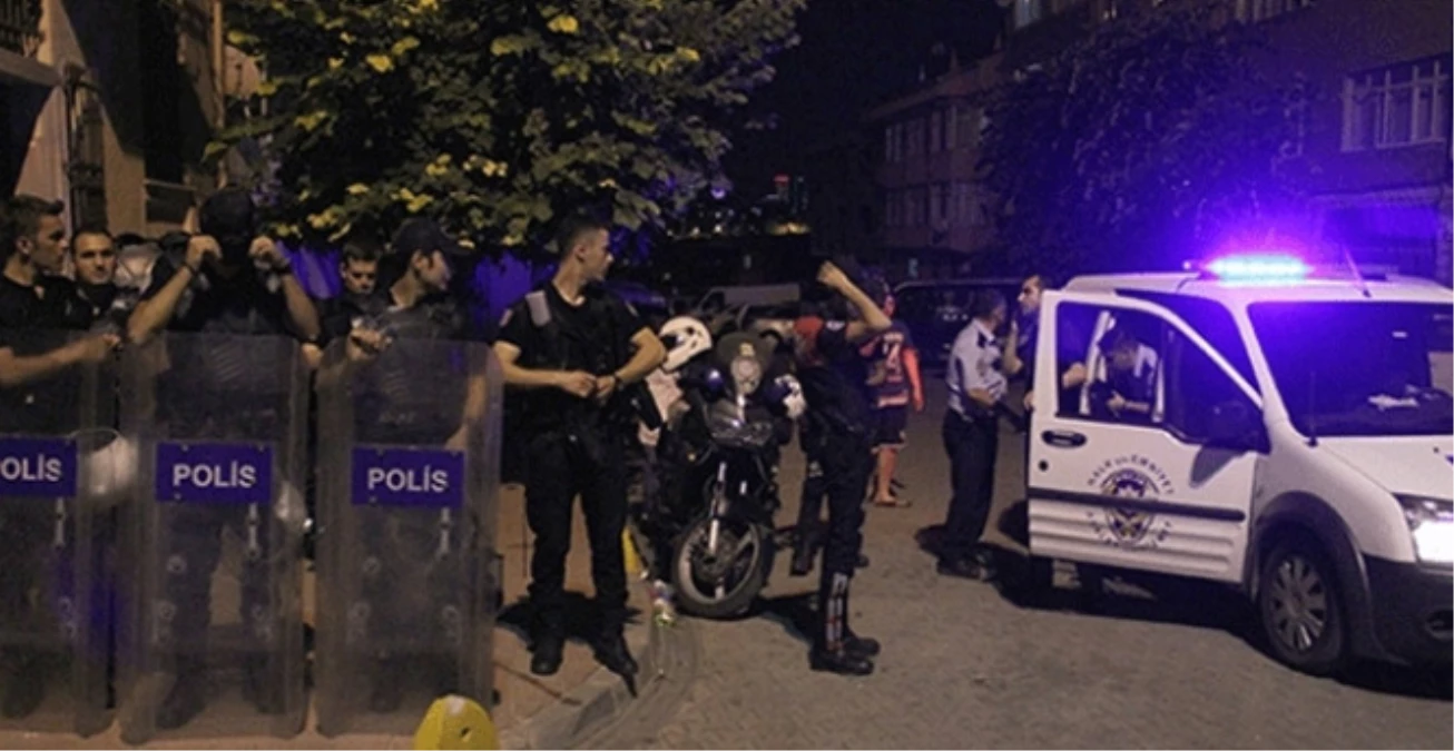 İstanbul\'da 15 Bin Polisle Operasyon Yapıldı