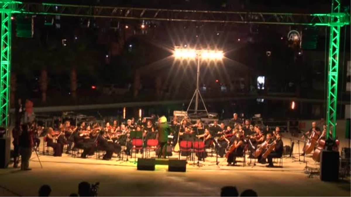 MDOB\'dan Senfonik Türküler Konseri