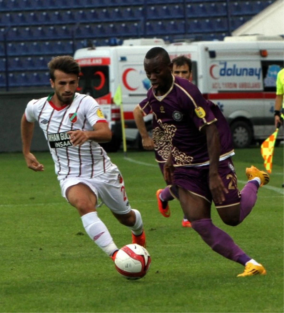 Osmanlıspor, Karşıyaka\'yı 3-1 Mağlup Etti