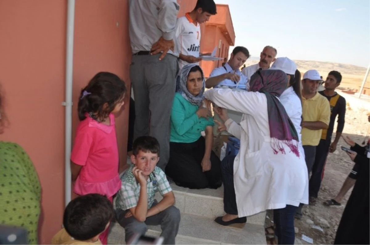 Siirt\'te Yezidiler Sağlık Kontrolünden Geçirildi