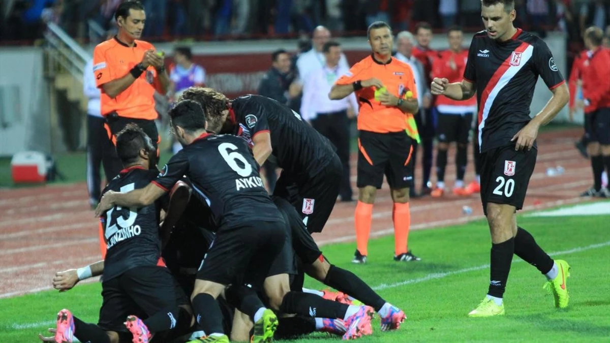 Spor Toto Süper Lig: Balıkesirspor 2-0 Galatasaray
