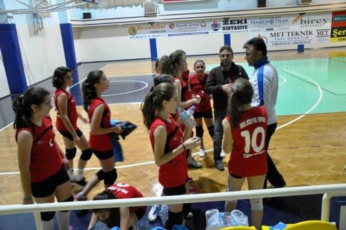 Süleymanpaşa Belediyespor Kulübü Voleybol Kursu Başvuruları Başladı