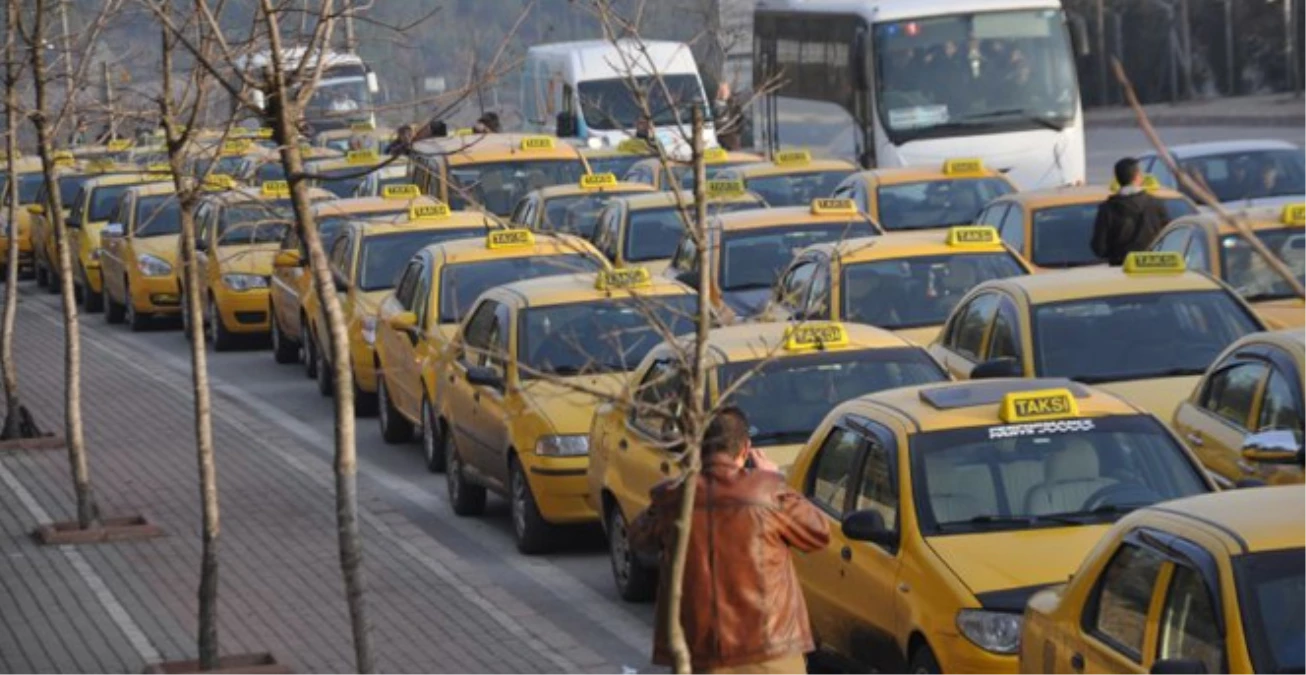 İstanbul\'da Taksiciler Yarın Kontak Kapatmayacak