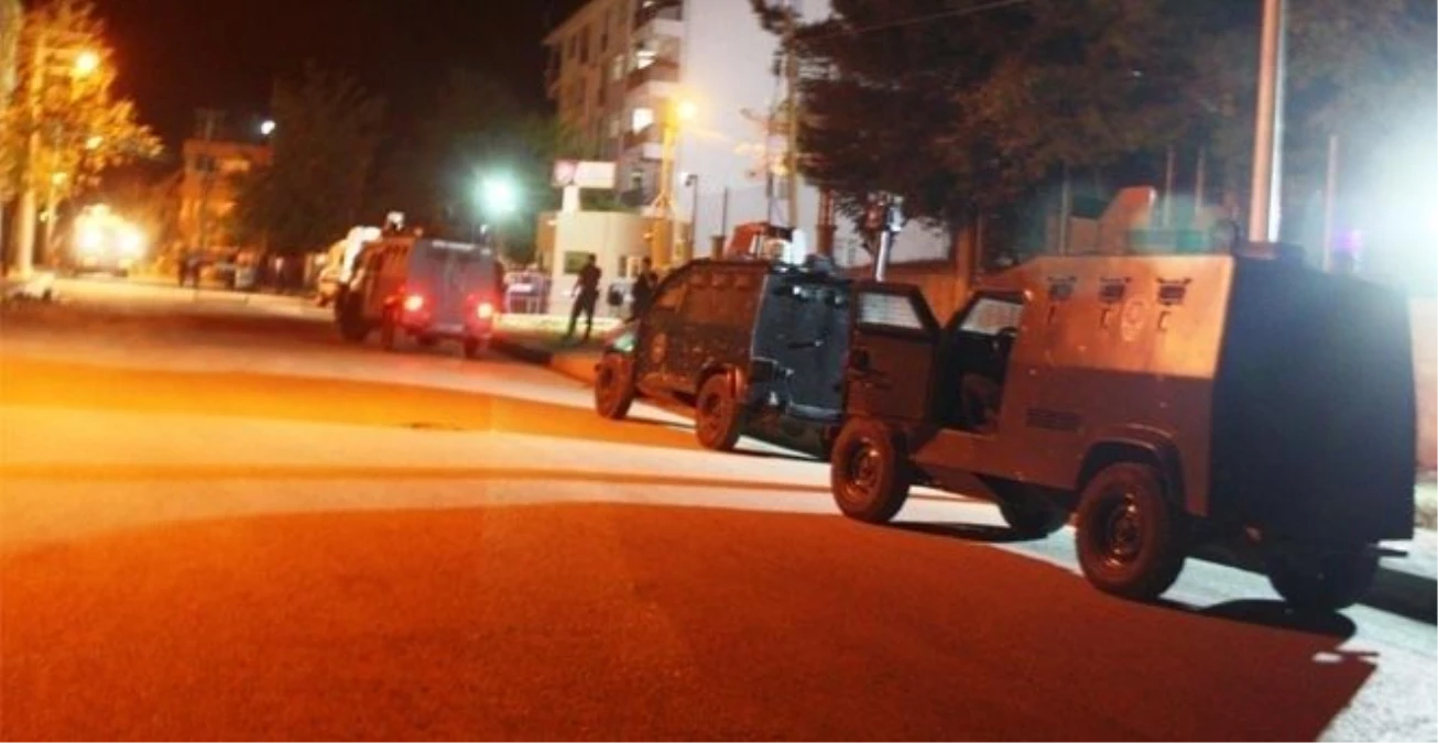 Siirt\'te Polis Lojmanlarına Saldırı
