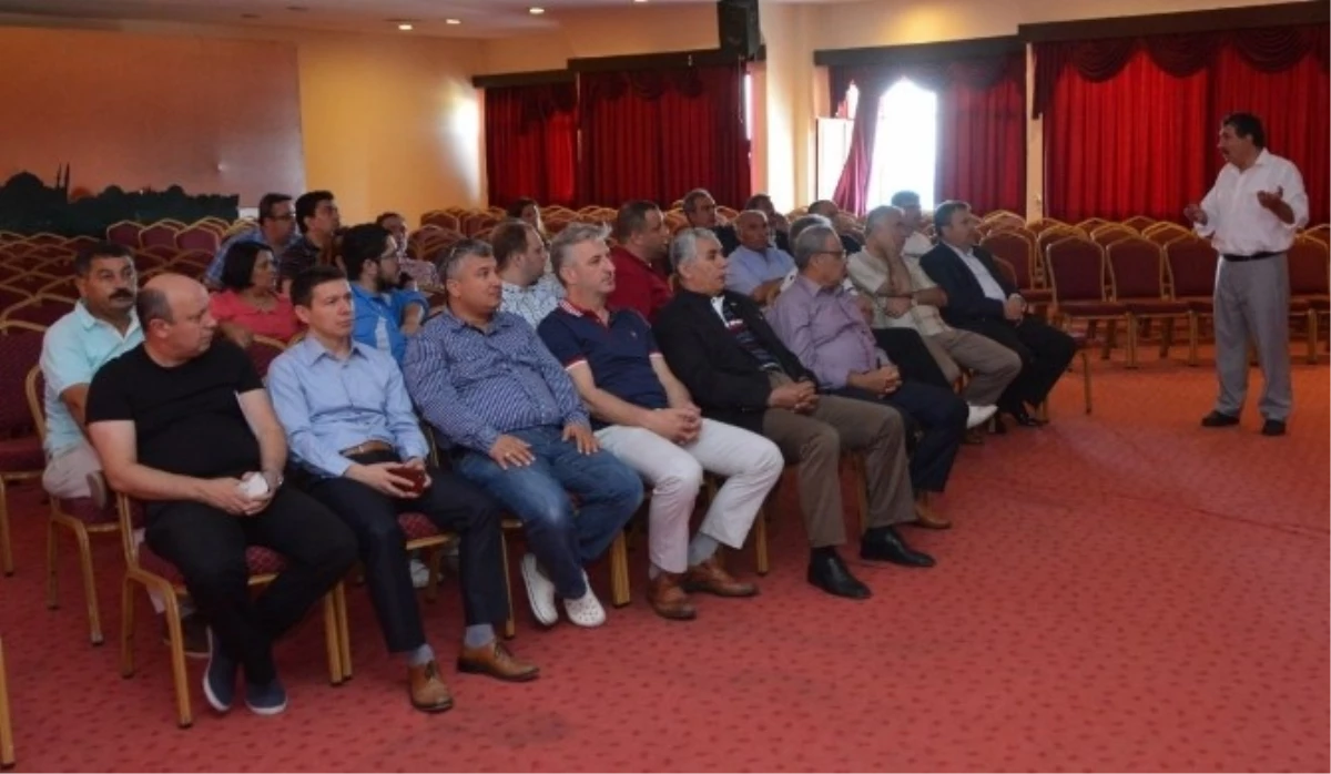 Yunusemre Belediyesi Meclis Üyeleri Seminerde Buluştu