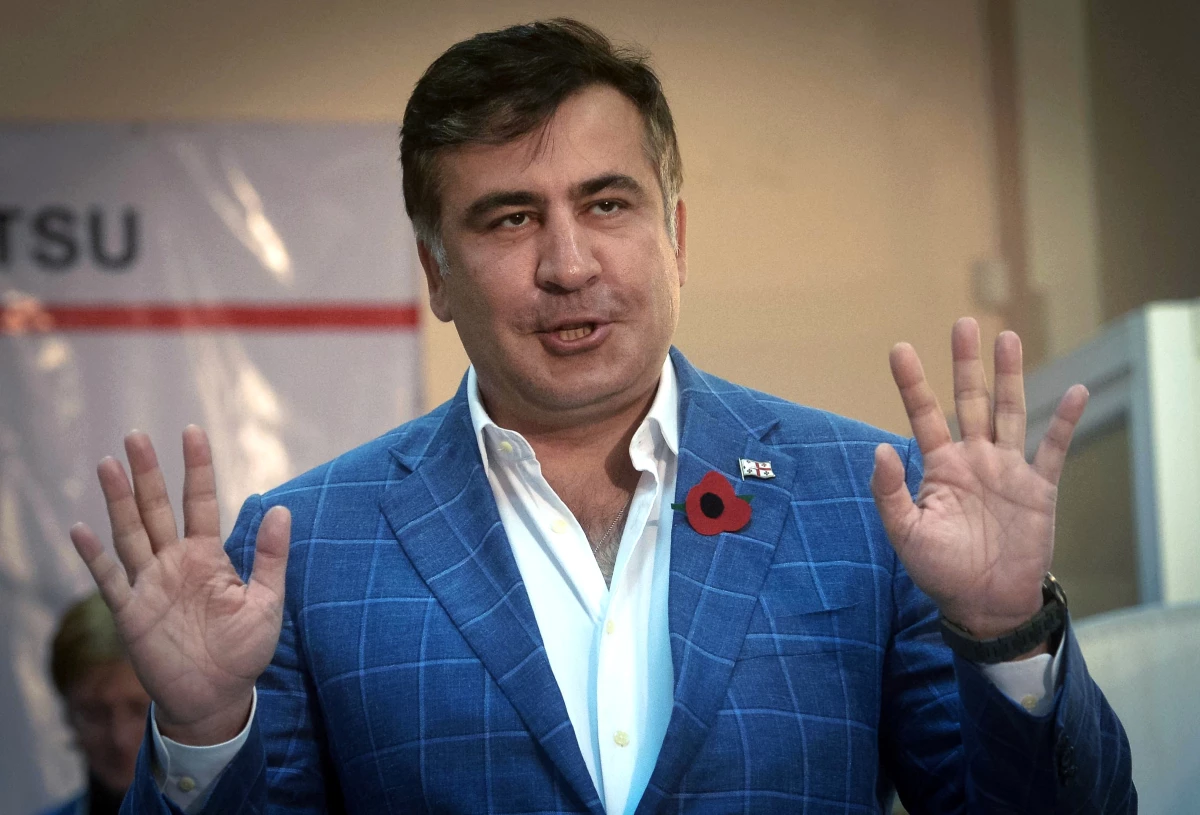 Saakaşvili\'nin Malvarlıklarına Haciz Kararı