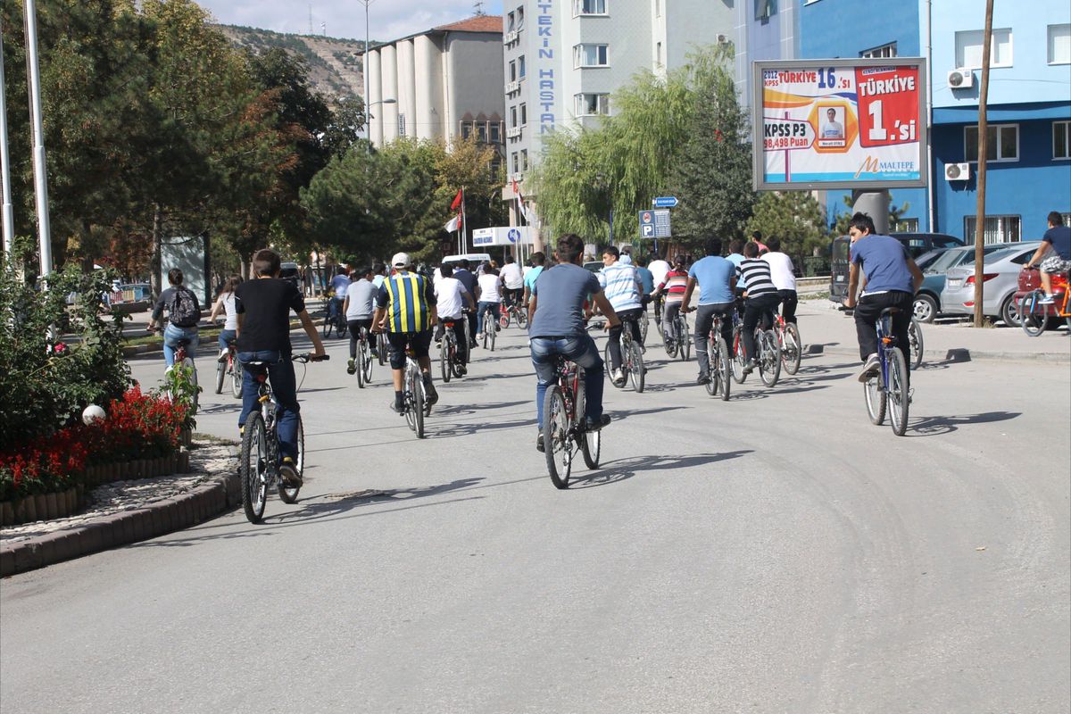 Sağlıklı Yaşam İçin Pedal Çevirdiler